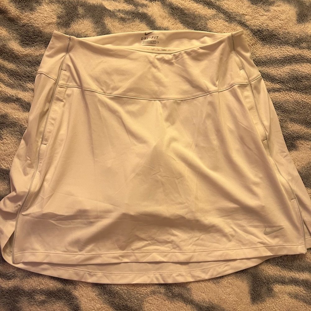 NWOT nike golf skirt